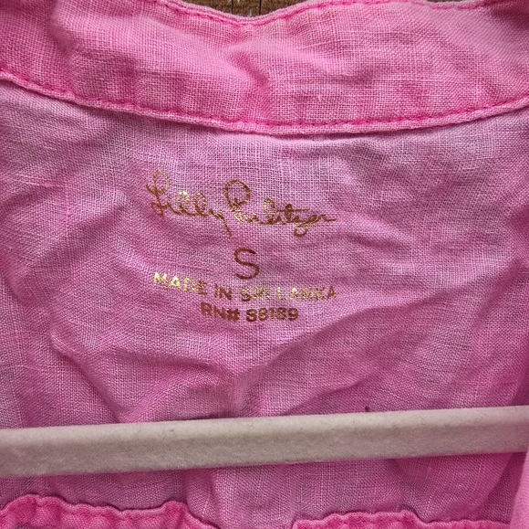 Pink Sleeveless Button-Up Blouse - Picture 2 of 3